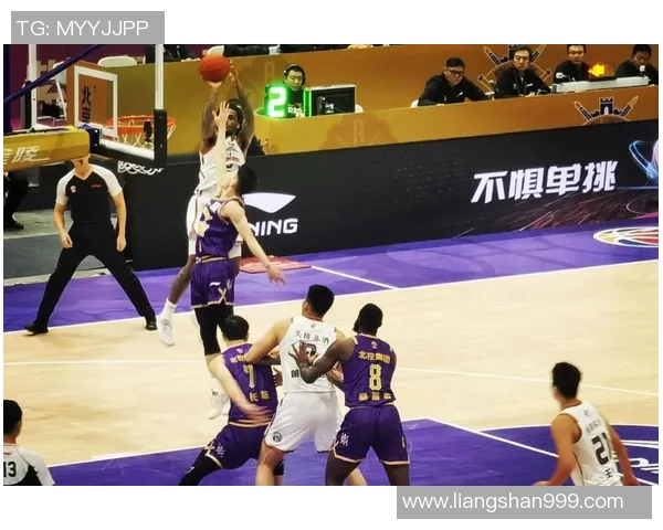 CBA精彩对决广东队迎战北控队全场回顾与精彩瞬间分析