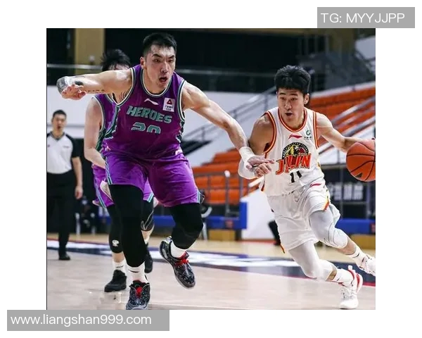 于海涛与何文冲的精彩对决谁将成为最终胜者的悬念之战